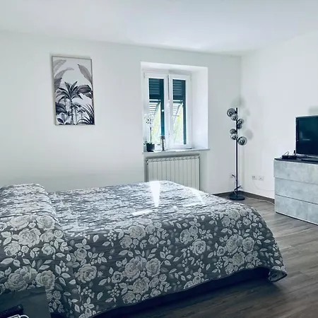 Stain Bridge Apartment